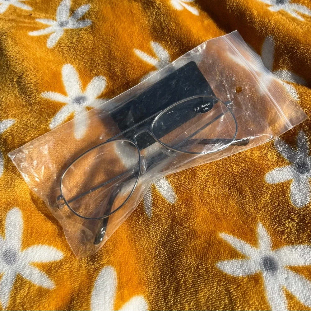 COPY - NEW A.J. Morgan Silver Unisex In Command Reading Glasses +1.50